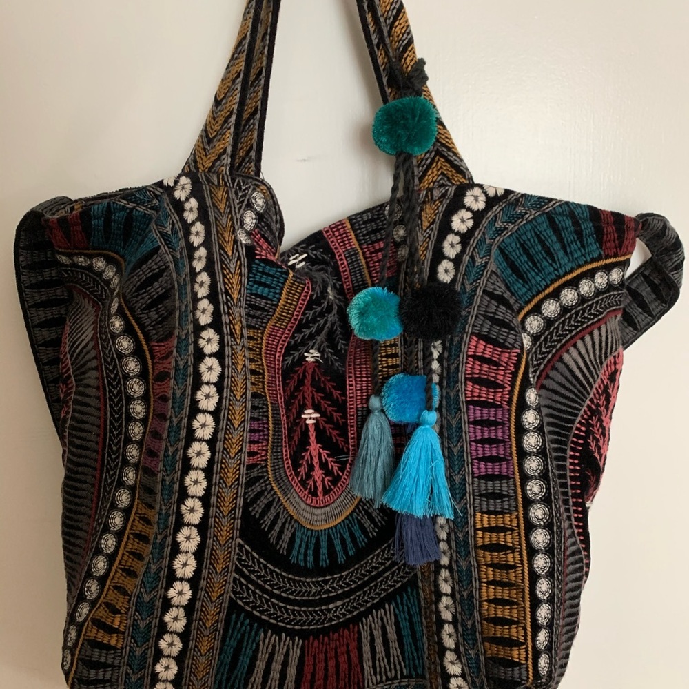 Johnny Was embroidered tote bag in velvet.